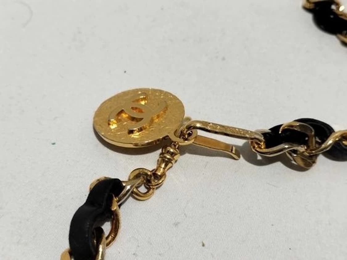 초희귀 아카이브] 샤넬(CHANEL) 1982 코코 메달 골드 체인 벨트 상품이미지6