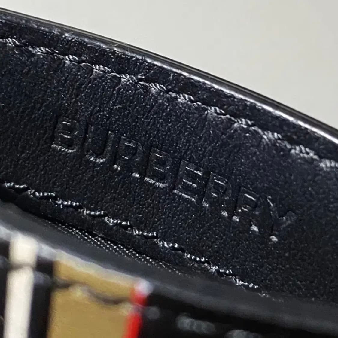 [정품] BURBERRY 버버리 로고 아이콘 스트라이프 프린트 카드지갑 상품이미지7