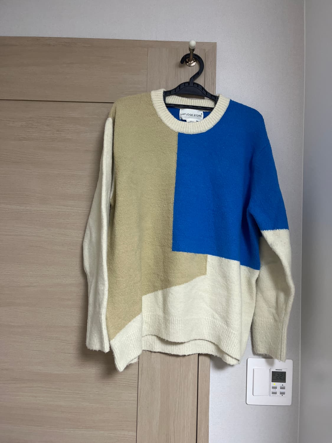 라퍼지스토어 니트 상품이미지1