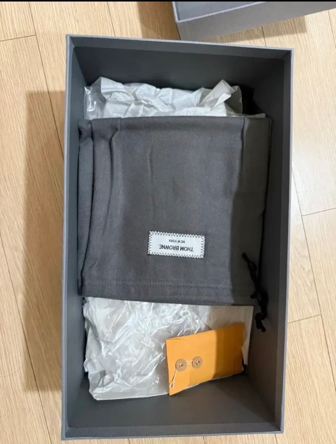 톰브라운 로퍼 팔아요 상품이미지5