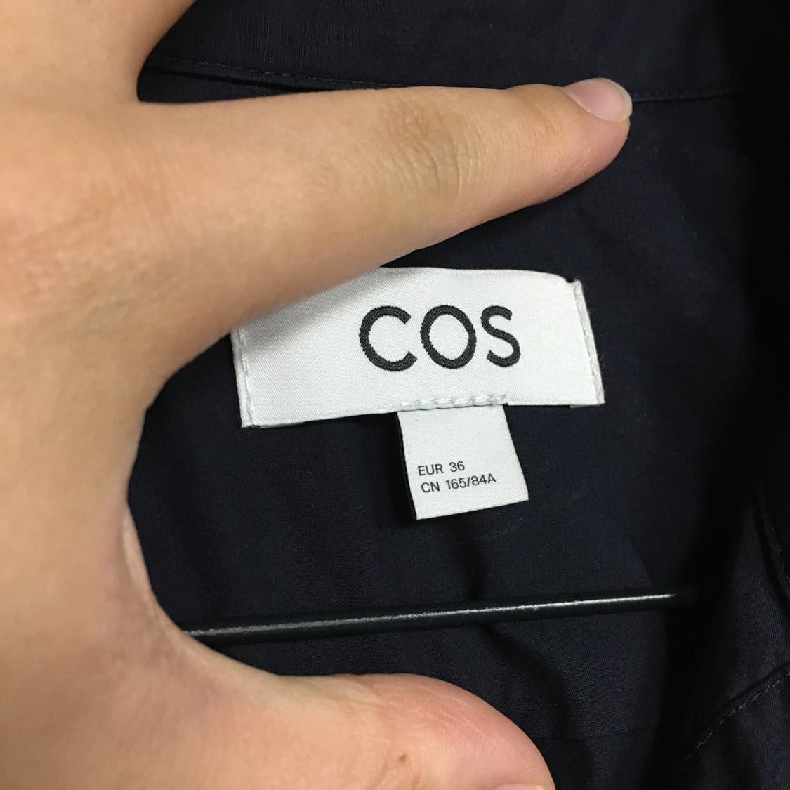 COS 코스 크롭 슬리브리스 셔츠 36 상품이미지3