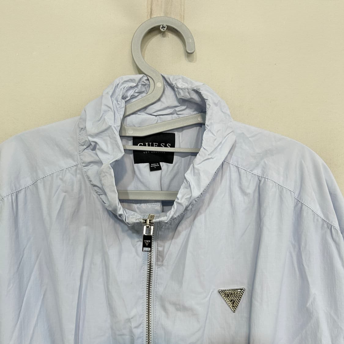 게스 여성 바람막이 90 L 상품이미지2