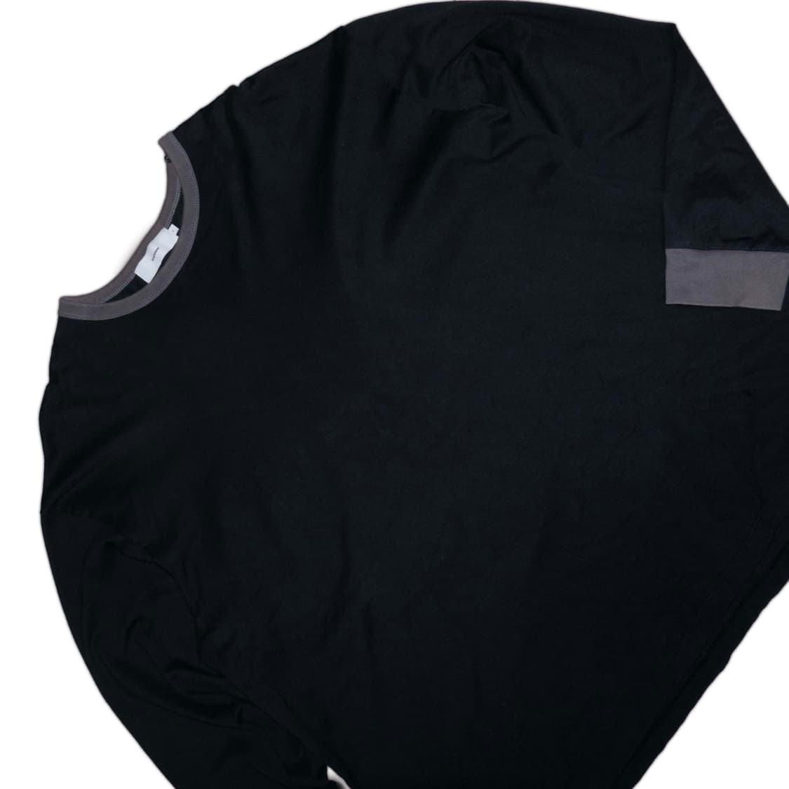 그라프페이퍼 22aw 코튼 링거
티셔츠 상품이미지2