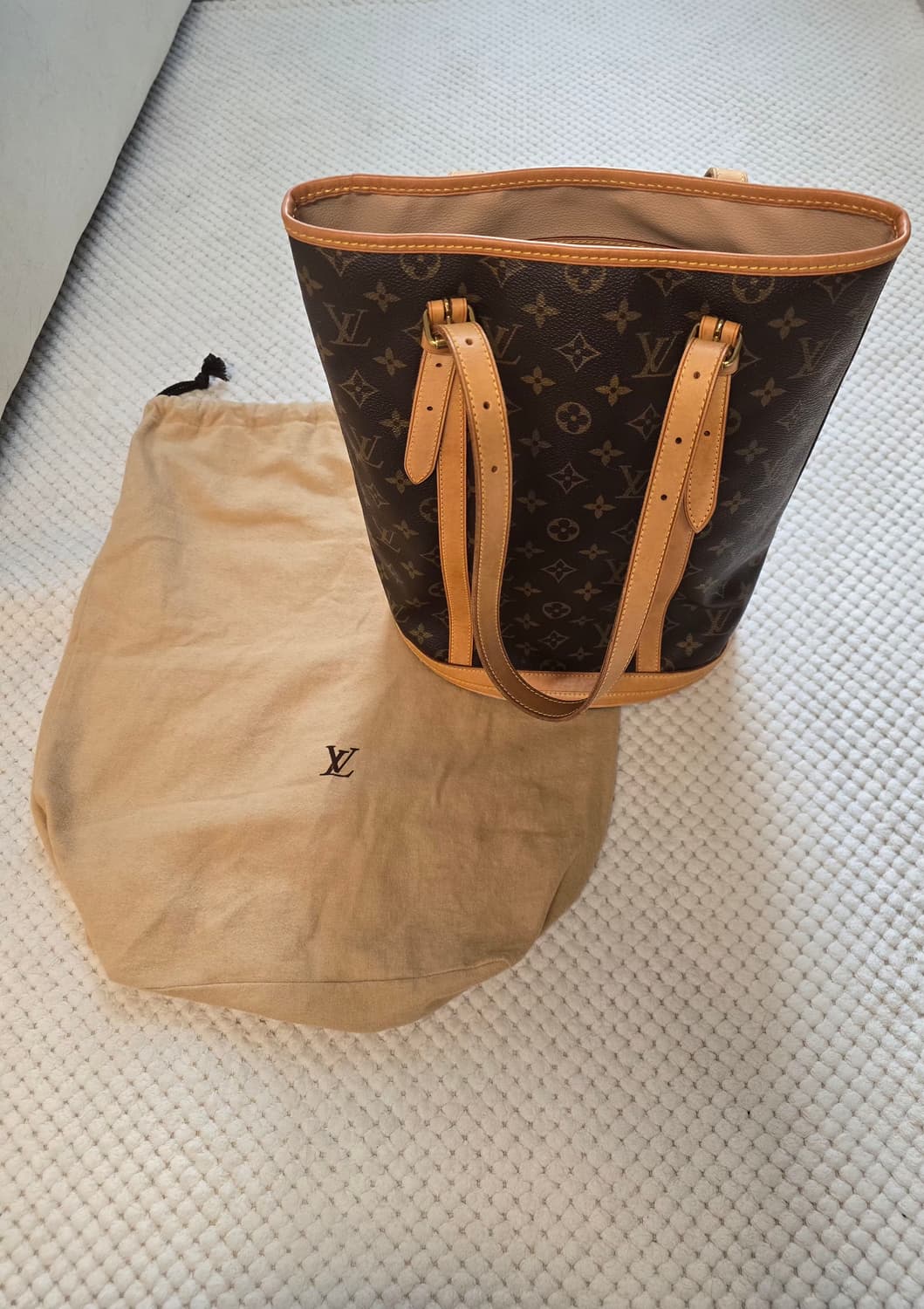 (정품) 루이비통 모노그램 버킷 GM 상품이미지1