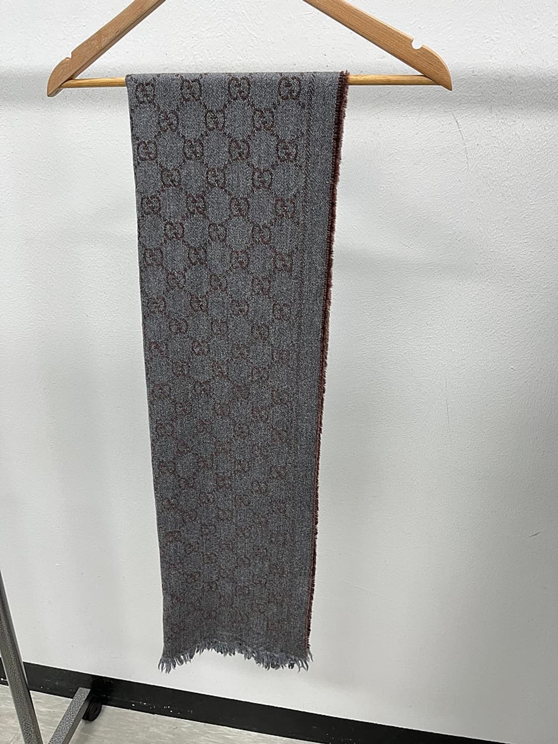 구찌 리버시블 GG로고 자가드 머플러  상품이미지2