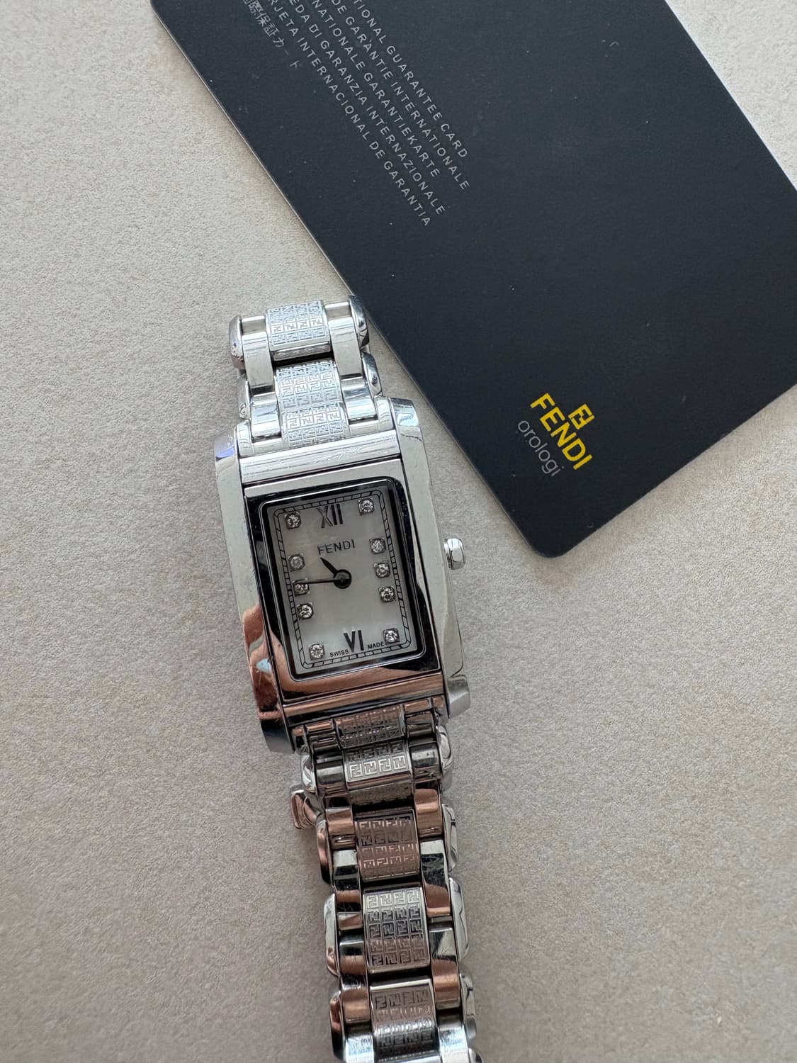 펜디 정품 여성 시계 (자개,다이아,스위스메이드) 상품이미지1
