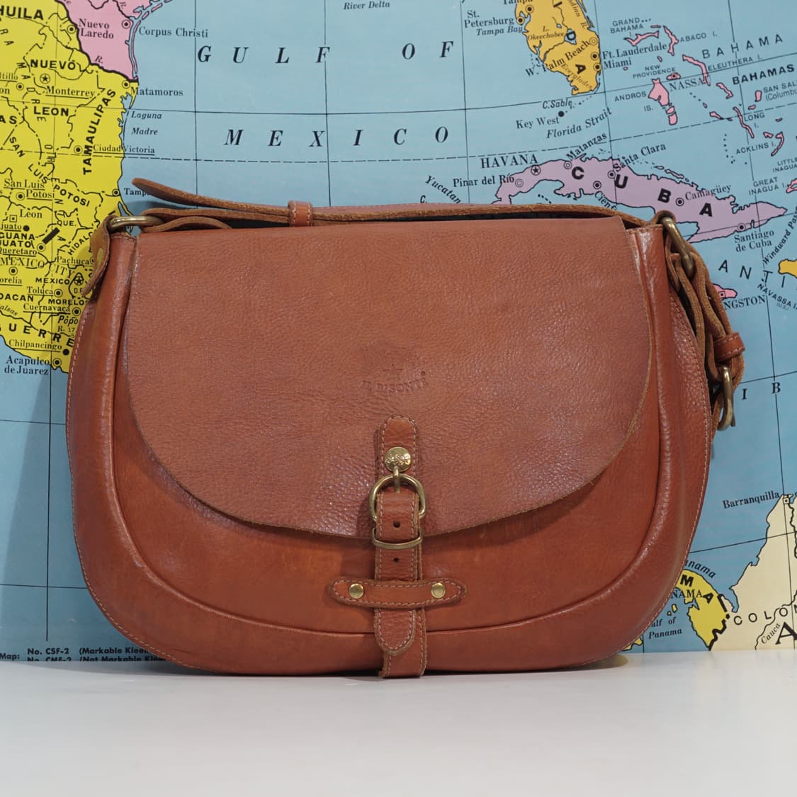 일비종떼 이태리 레더 버클 백 상품이미지3