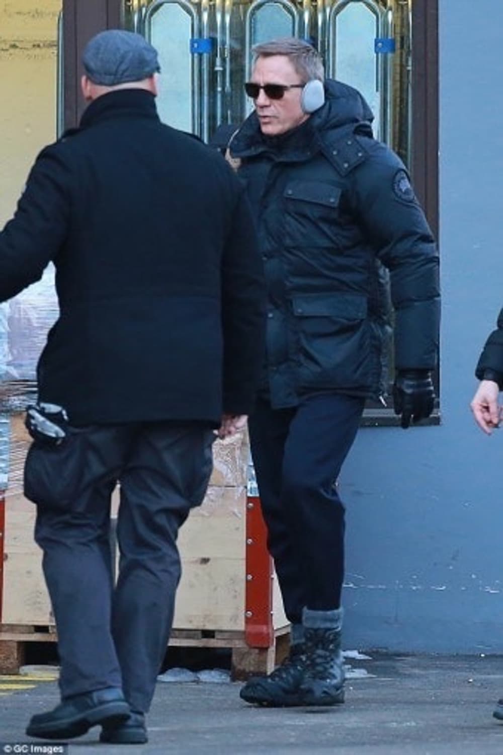 (M) 캐나다구스 매니토바 패딩 블랙 상품이미지9