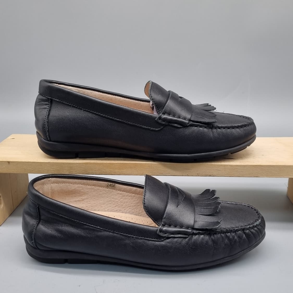 베라왕 여성드라이빙슈즈 실사이즈240 상품이미지1