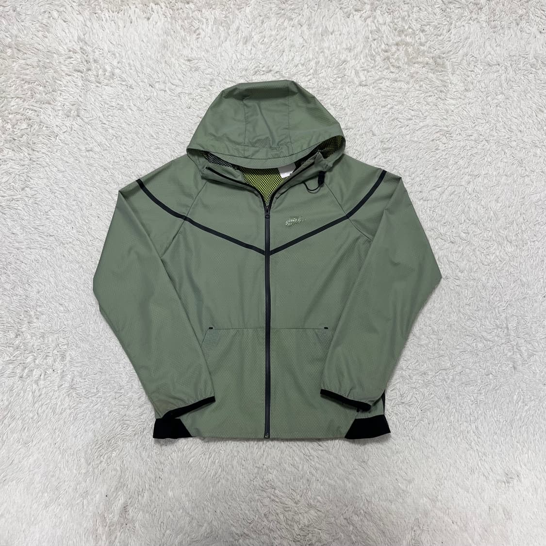 Nike green tech pack windbreaker 상품이미지4
