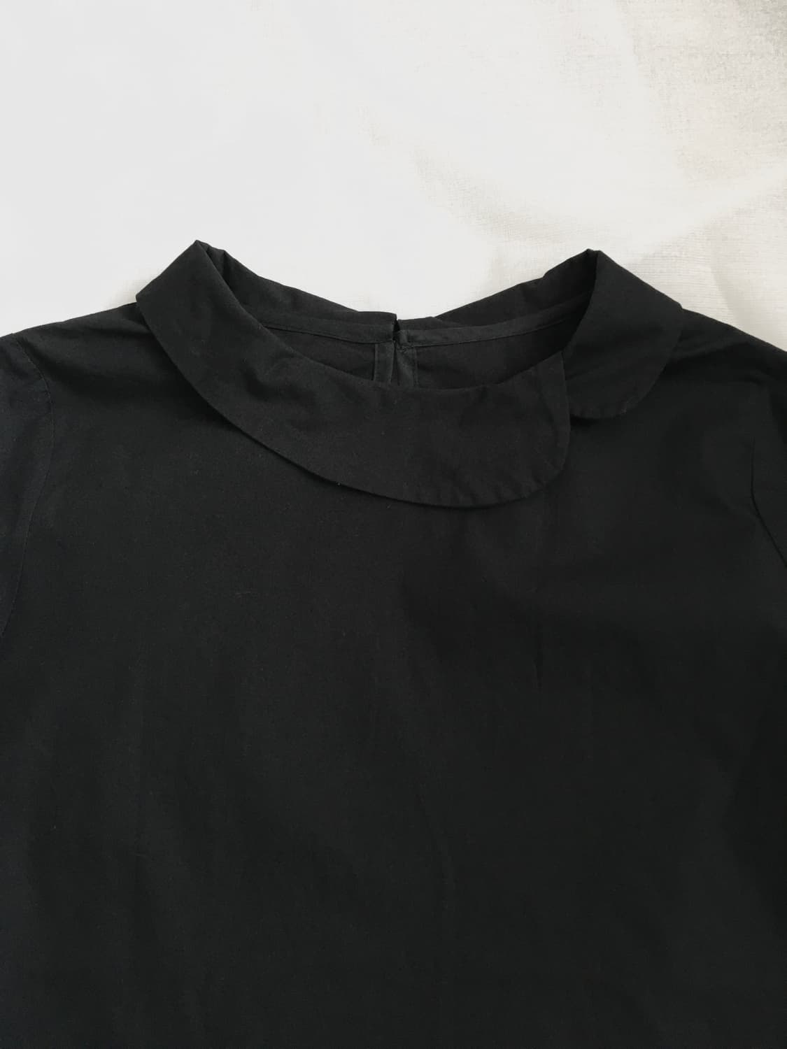 asymmetric round collar blouse 상품이미지2