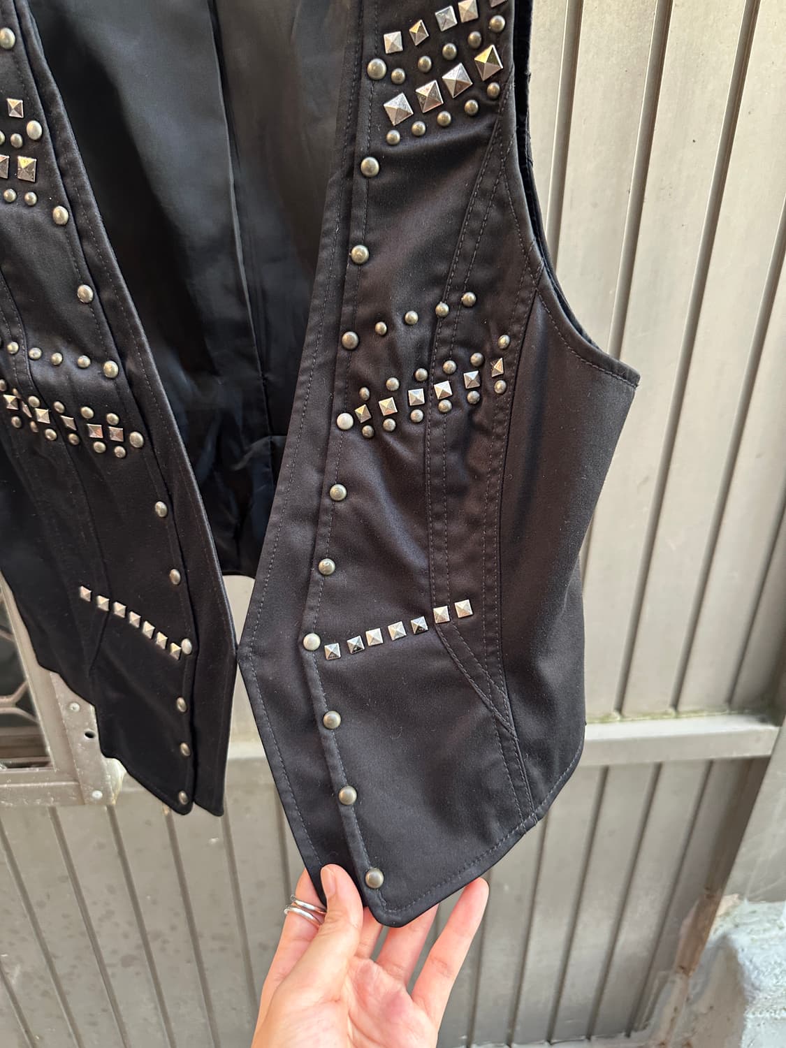 Vintage stud point vest 상품이미지5