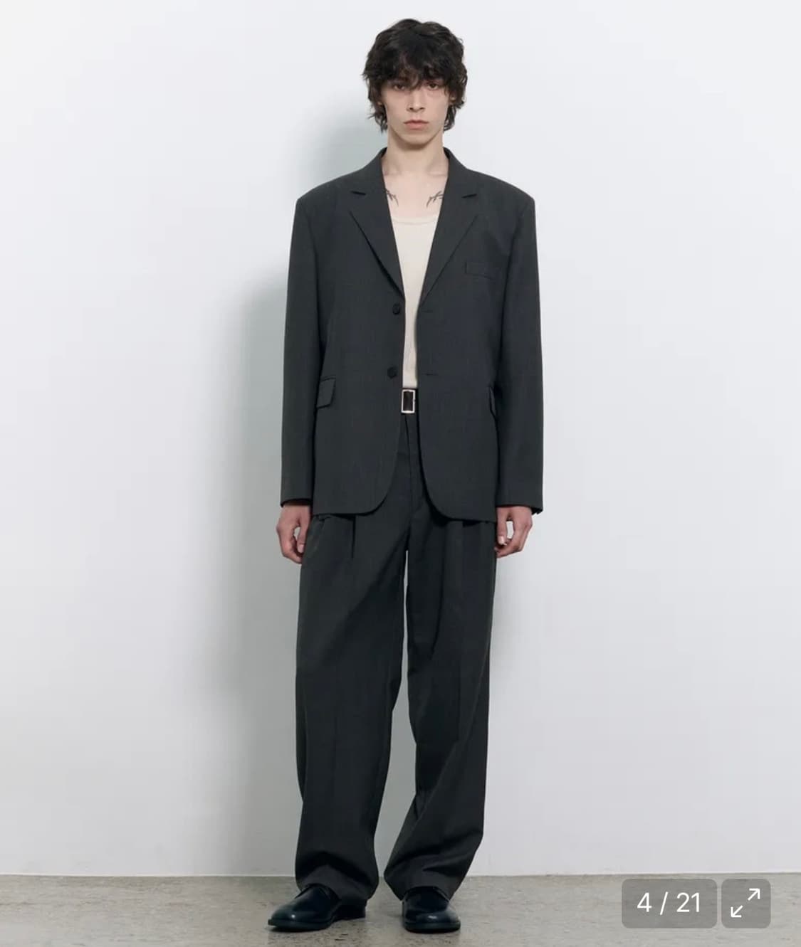 인사일런스 벨티드 투플리츠 울 팬츠 DARK GREY L 상품이미지2