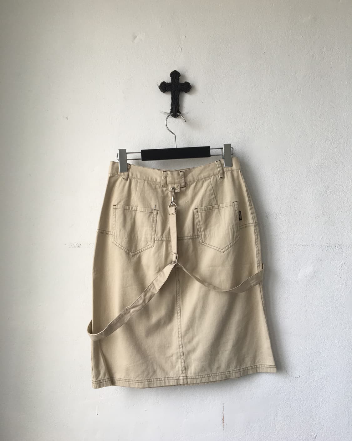 Suspender pocket point midi skirt 상품이미지3