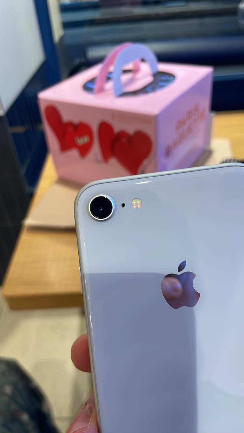 아이폰 8 상품이미지2