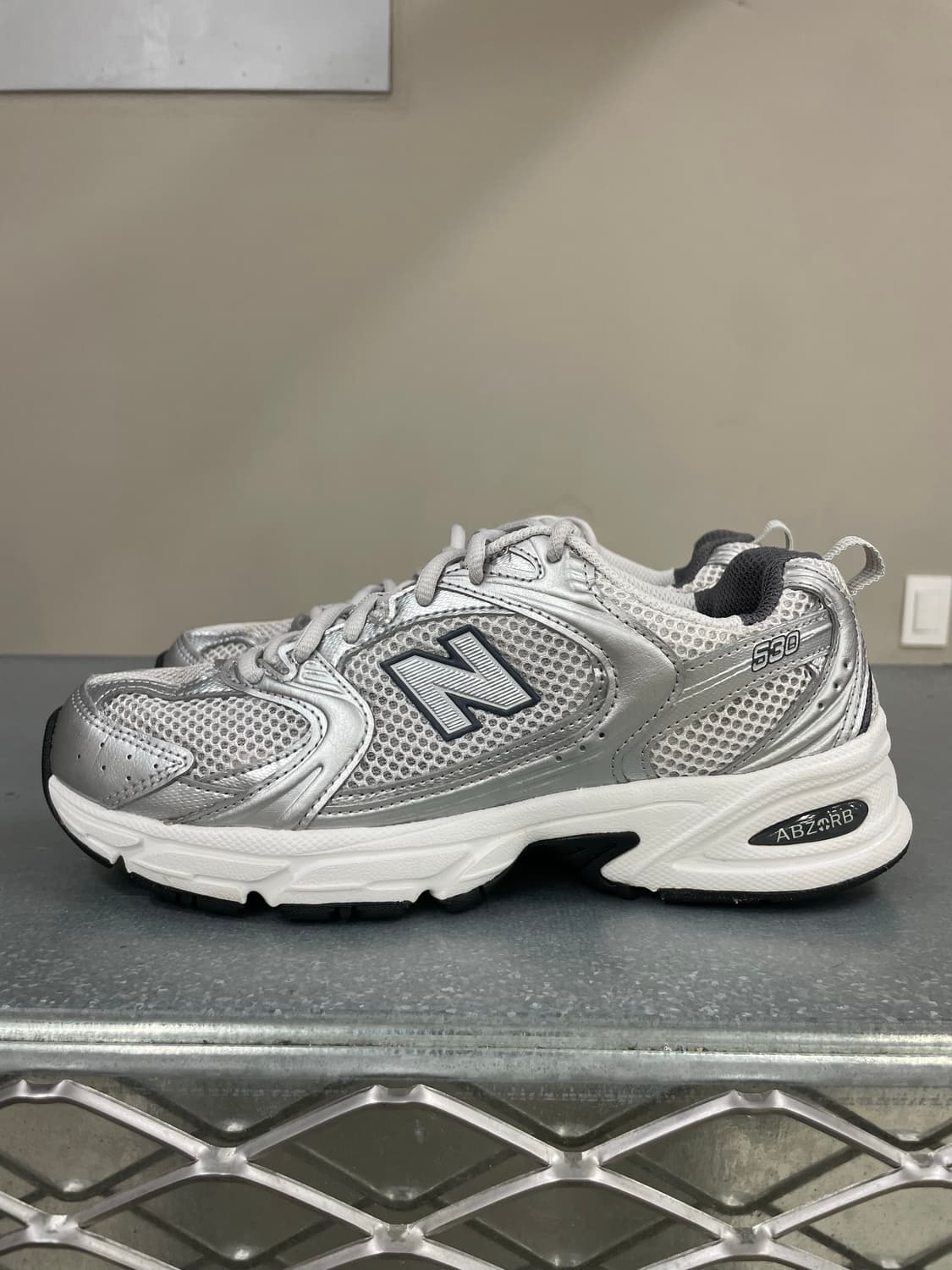 뉴발란스 530 240 상품이미지1