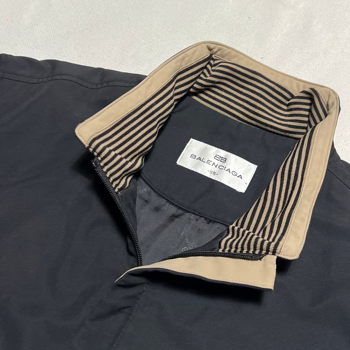 95 발렌시아가 BB 로고 골프 블랙 자켓 상품이미지4