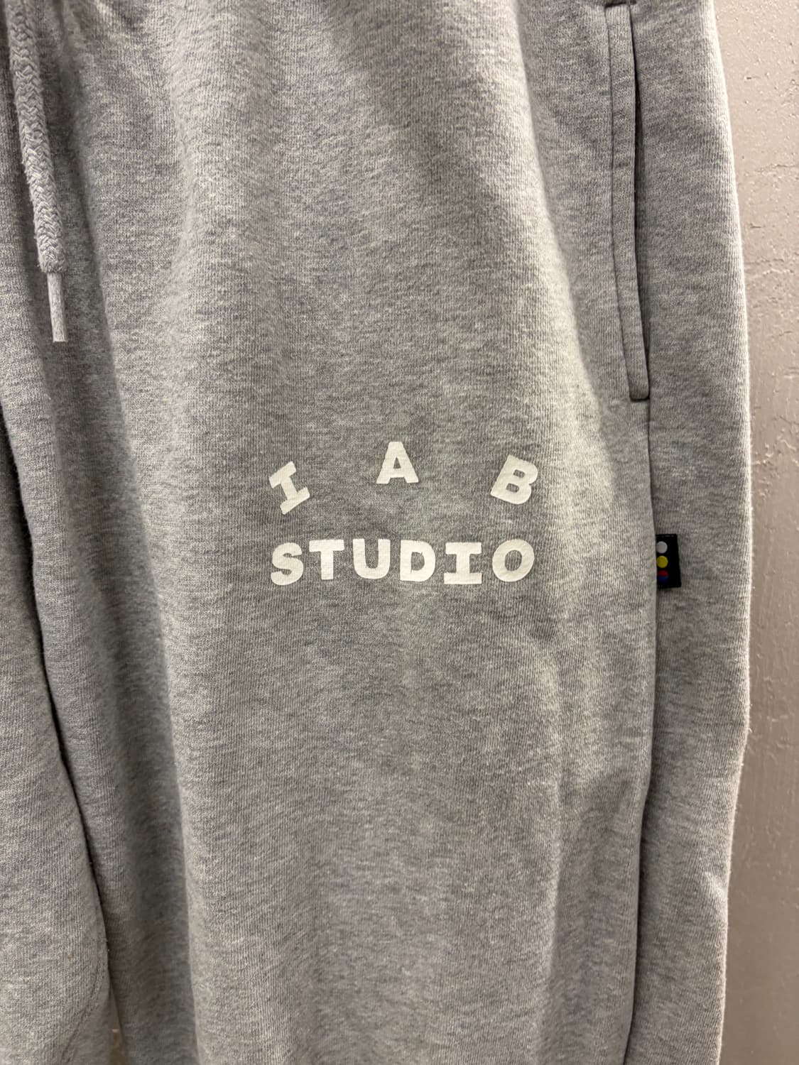 아이앱 스튜디오 스웨트 팬츠 XL 상품이미지3