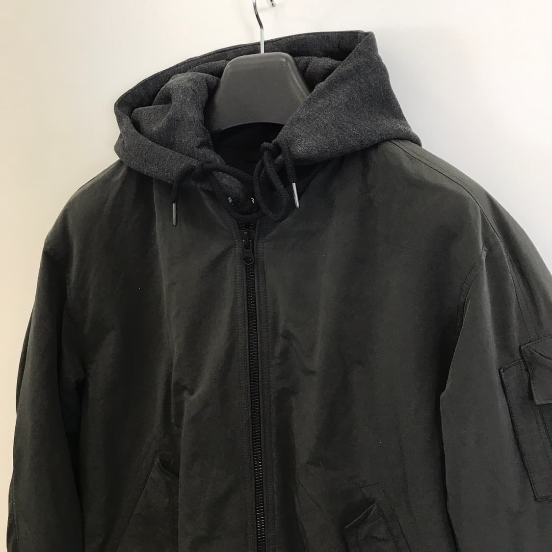 버커루 신형 후드레이어드 항공점퍼 [M사이즈] 상품이미지2