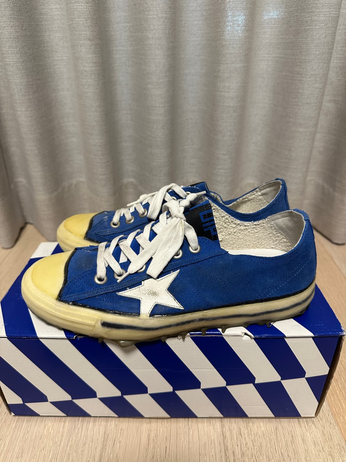 골든구스 V-STAR 2 블루 스웨이드 41 상품이미지3