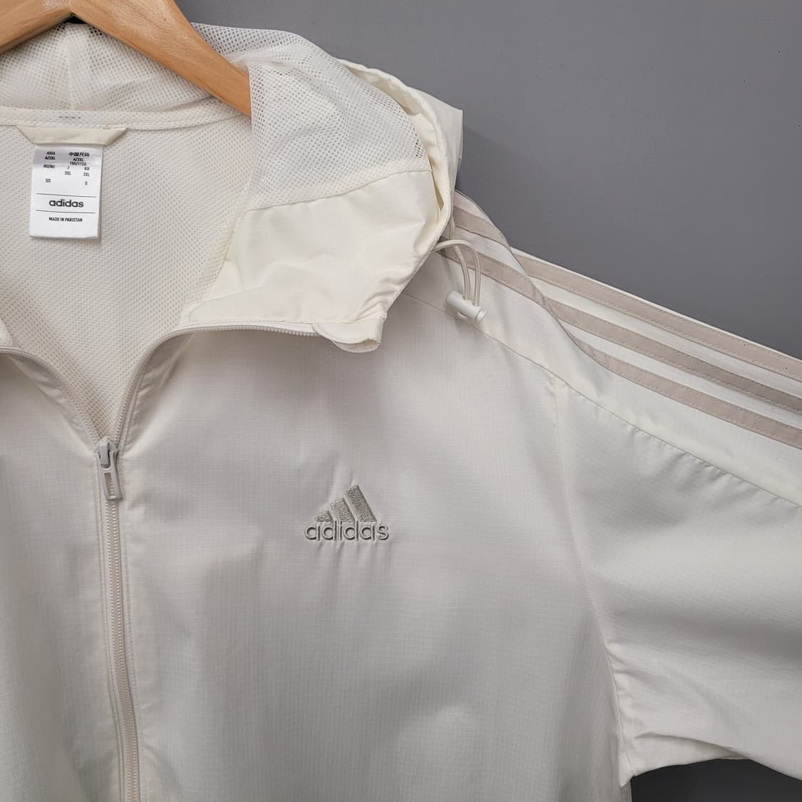 아디다스 에센셜 3s 우븐 바람막이 상품이미지3