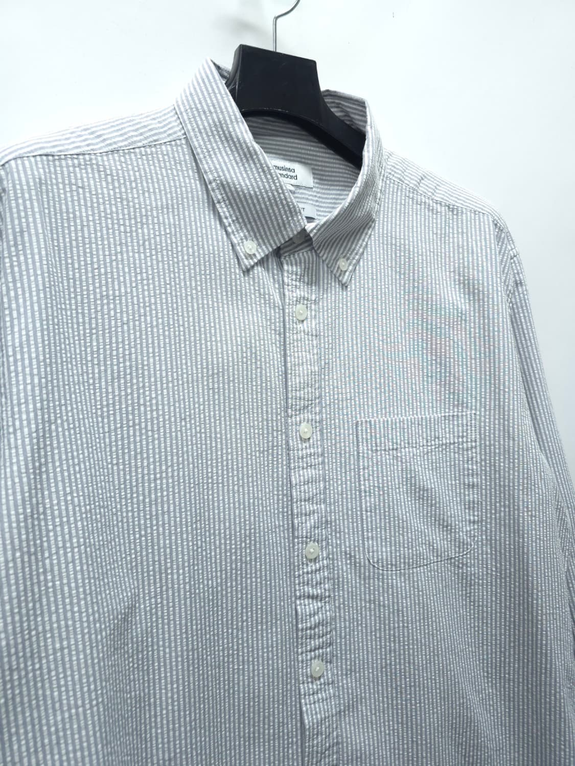무신사 스탠다드 레귤러핏 시어서커 스트라이프 셔츠 (L) 상품이미지5