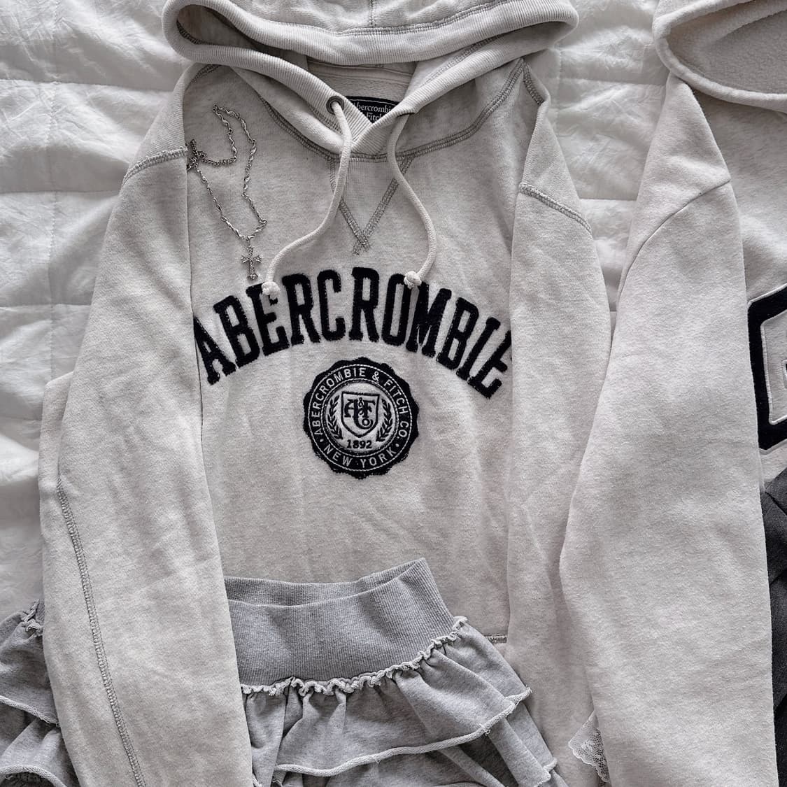 아베크롬비 오트밀 후드티 커요 상품이미지1