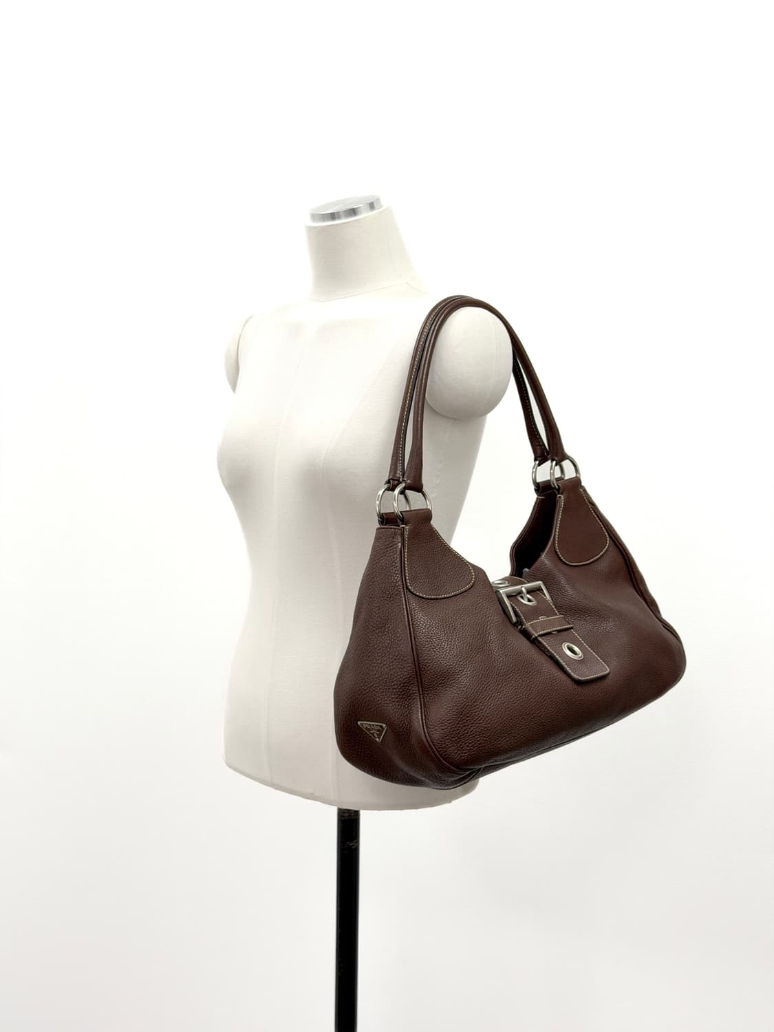 프라다 비텔로 다이노 스티치 문 숄더백 상품이미지2