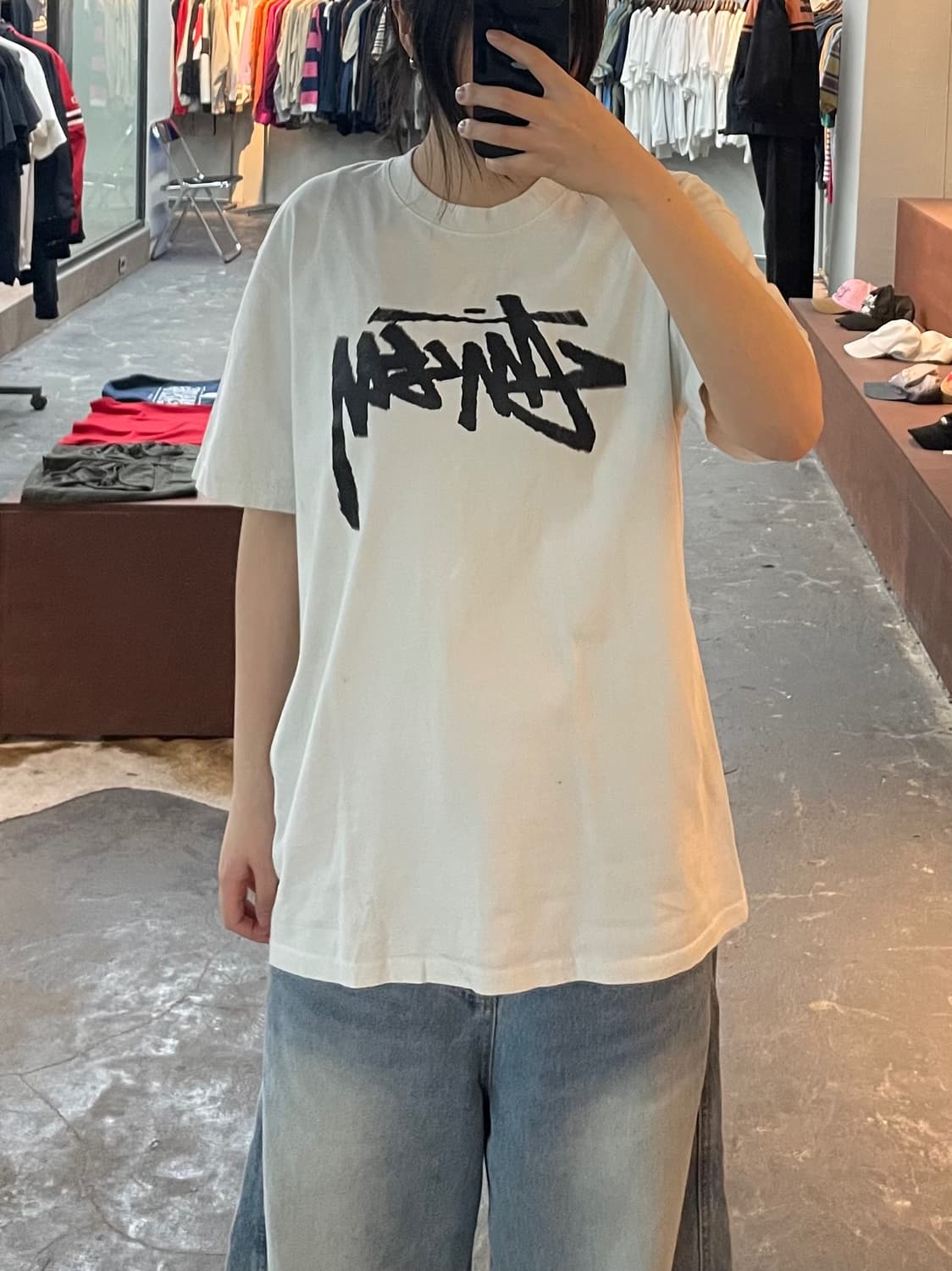 스투시 센터로고 화이트 반팔 H2388 상품이미지1