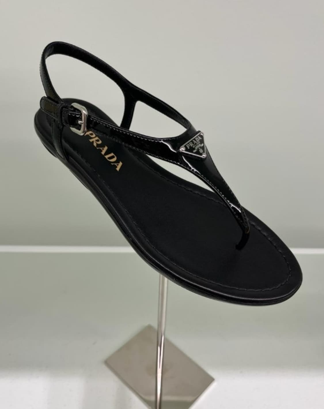 프라다 여성 샌들 상품이미지1