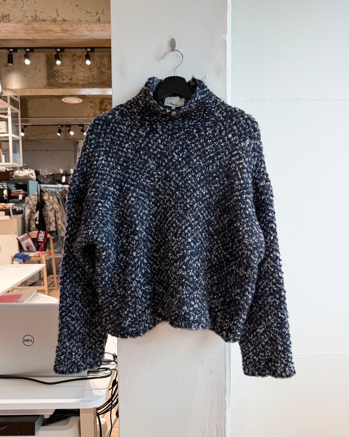 3.1 필립림 네이비 부클레 자카드 모크넥 니트 상품이미지2