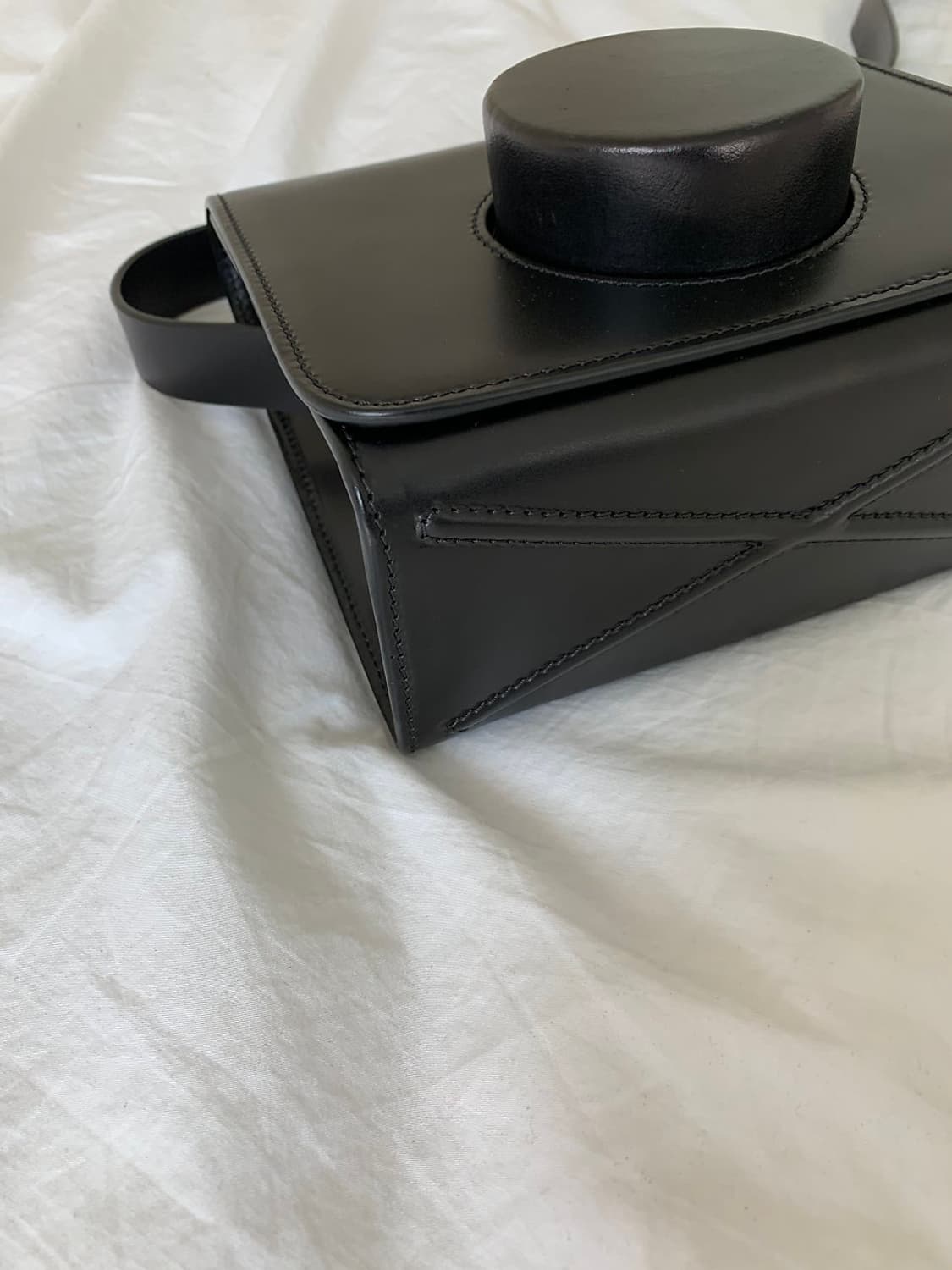 르메르 카메라백  상품이미지7