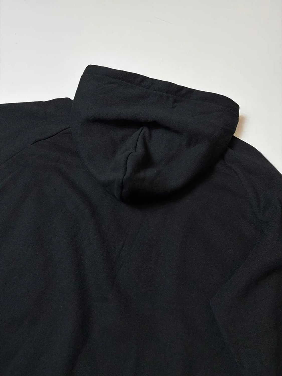 오니츠카타이거 22FW 아이코닉 헤비코튼 후드티 PN8124 상품이미지5