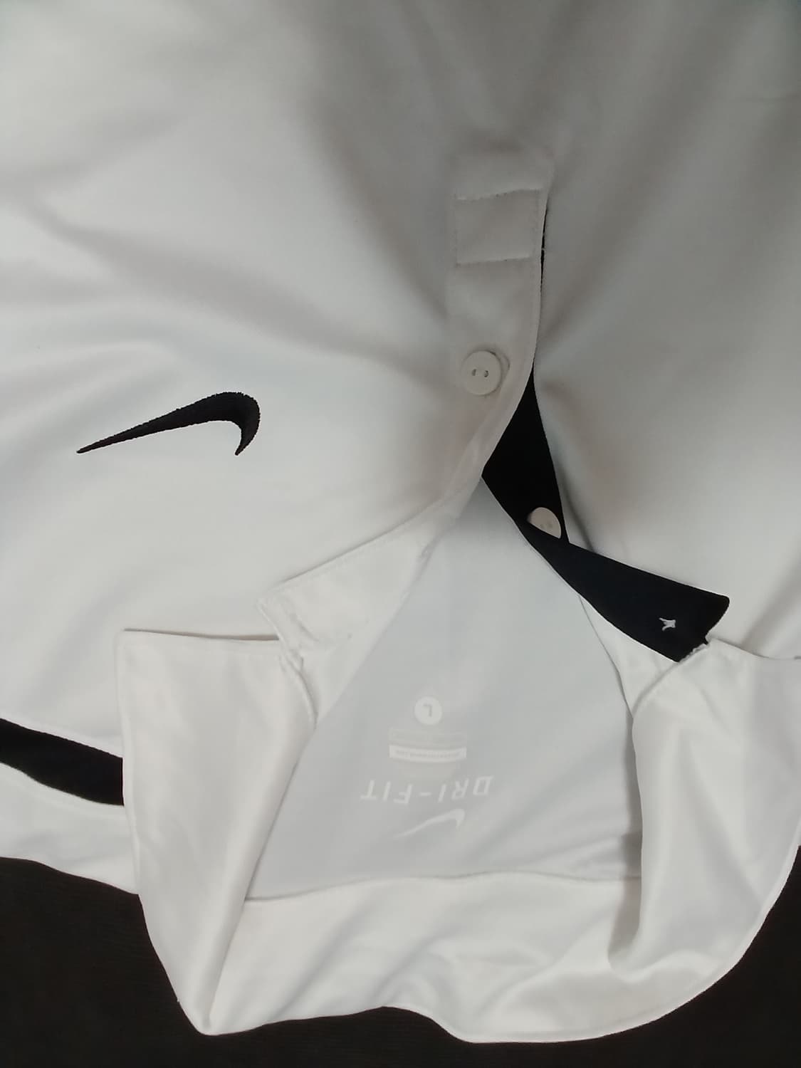 나이키 드라이핏 스우시 반팔티셔츠  상품이미지2