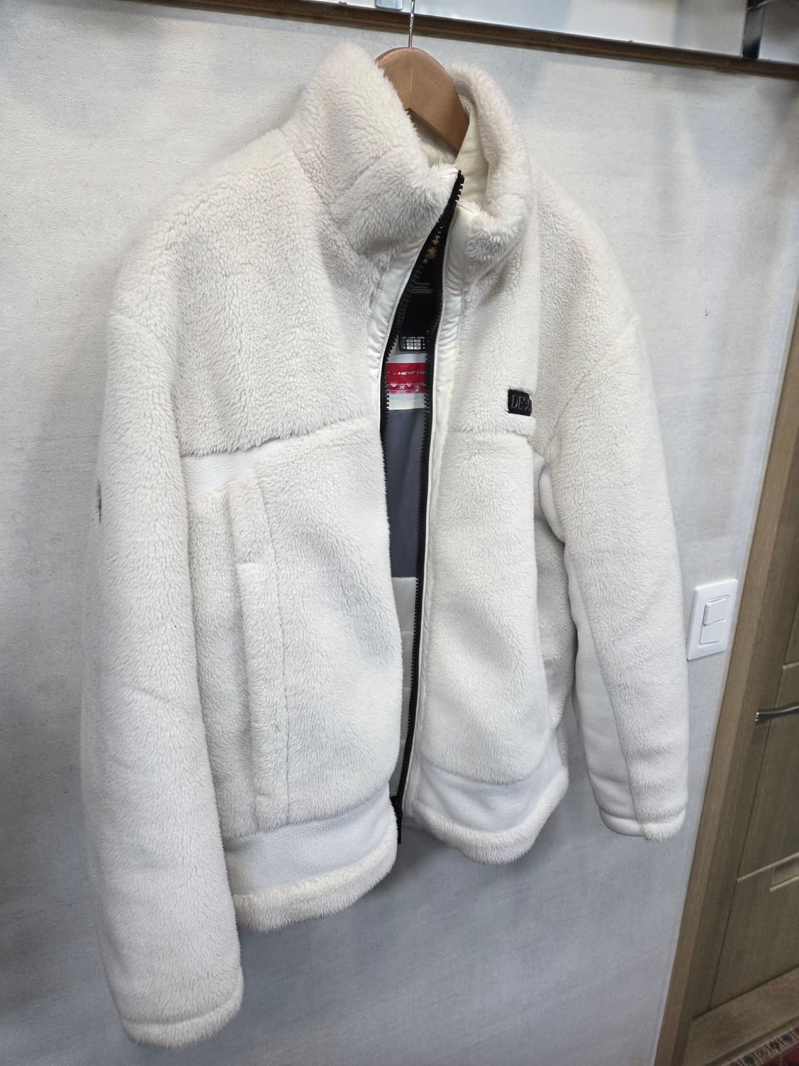 데상트 히트나비 슈퍼 플리스자켓 xl 상품이미지8