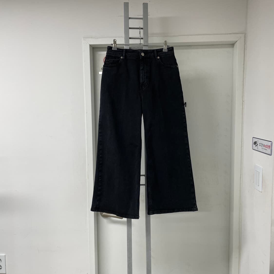 IRO 이로 블랙 데님 팬츠 26(W) 상품이미지1