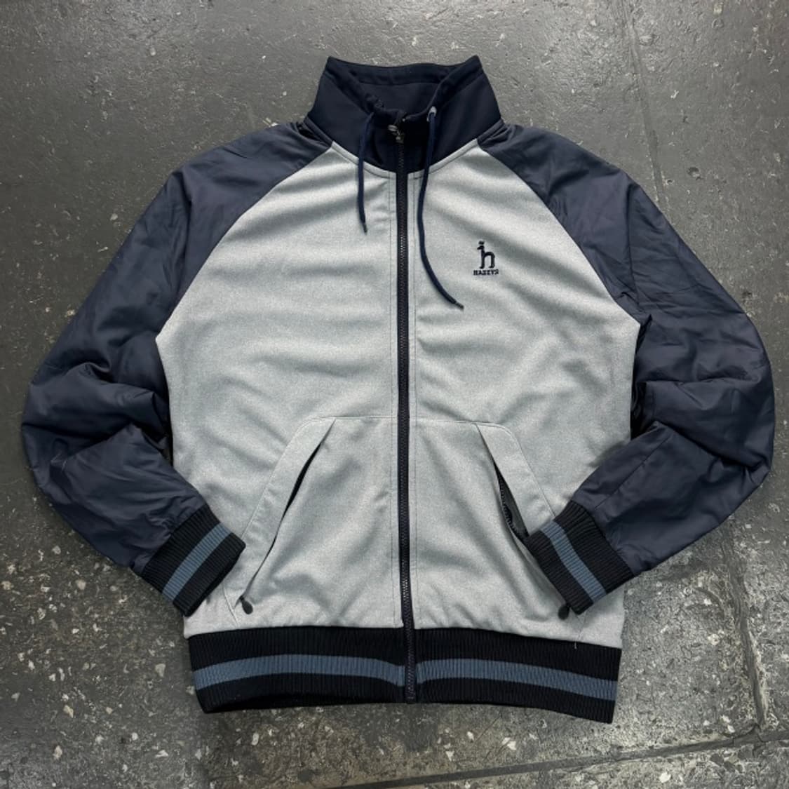 100 헤지스 골프 집업  상품이미지1