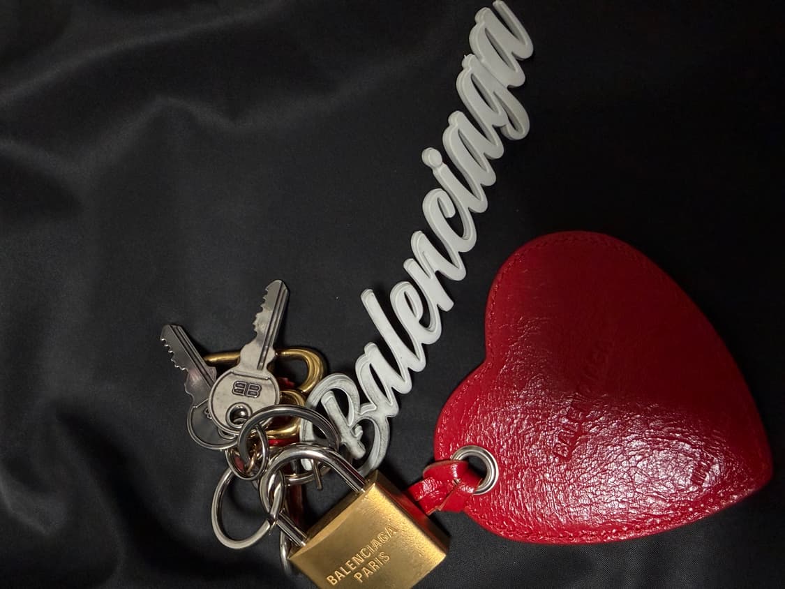 발렌시아가 팔로마 키링 상품이미지1