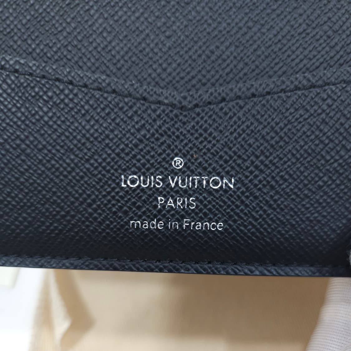 루이비통 슬렌더 월릿 모노그램 이클립스 반지갑 상품이미지6