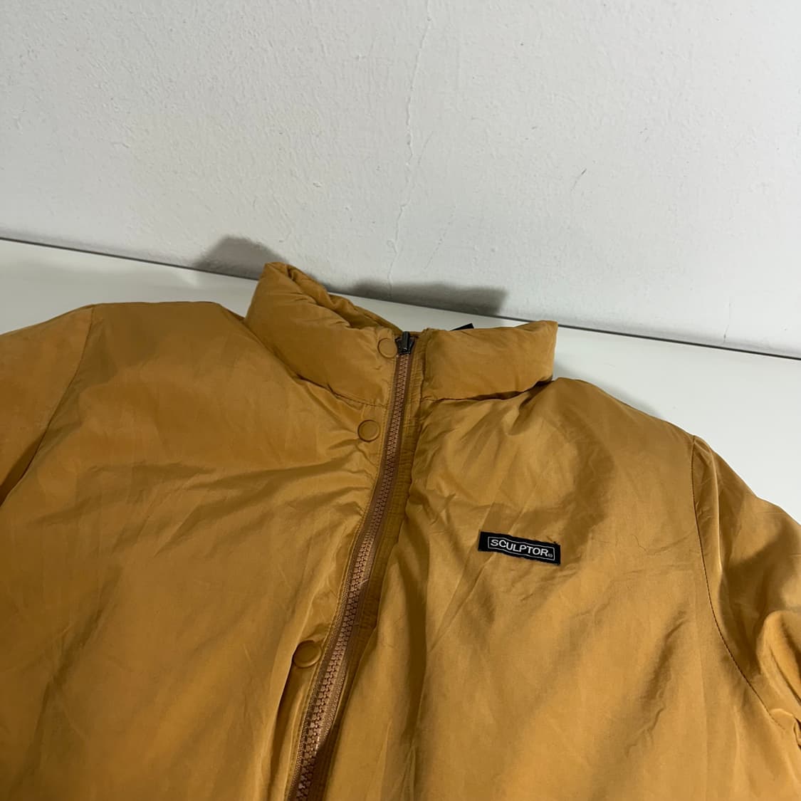 우먼FREE 스컬프터 카멜 리버시블 구스다운 패딩 상품이미지4