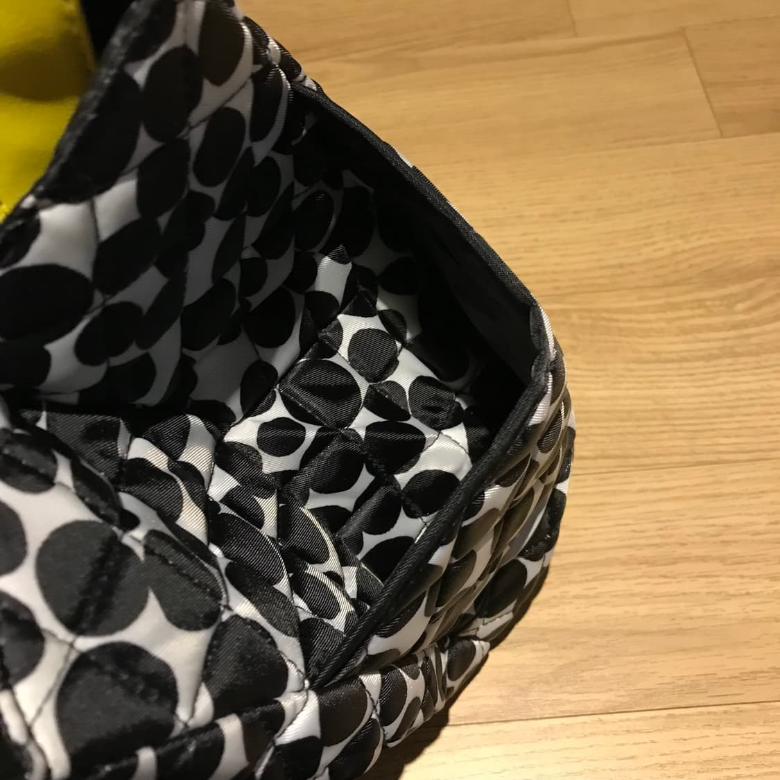 Tokuko 1er Vol 도트 토트백 상품이미지3