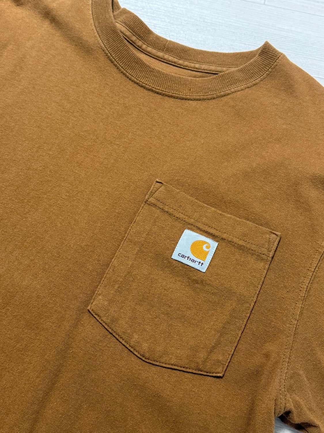 칼하트반팔(브라운) 상품이미지2