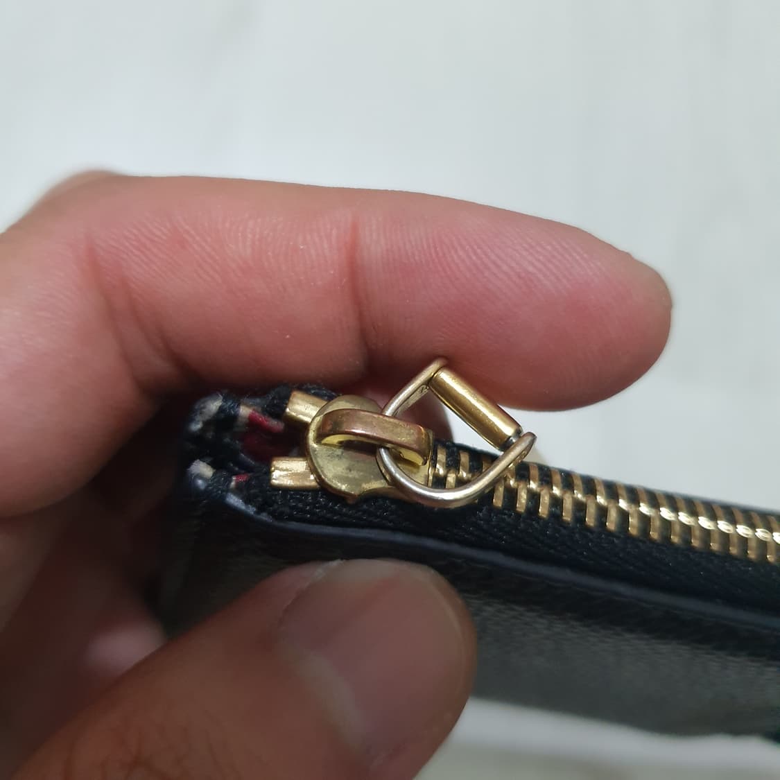 정품 톰브라운 블랙 레더 카드지갑 상품이미지9