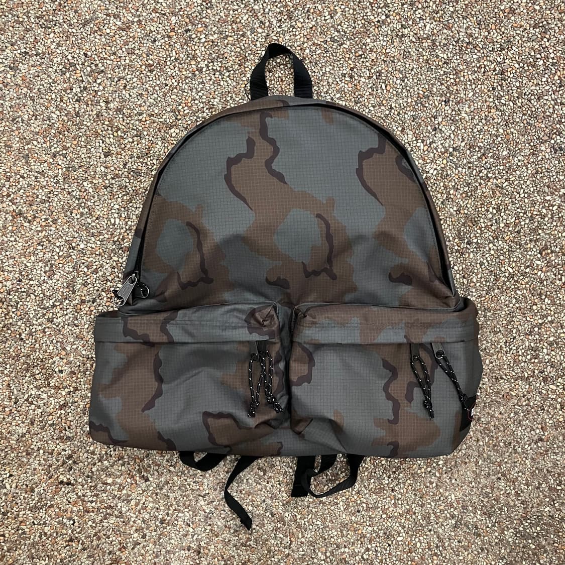 219 이스트팩 언더커버 카모 백팩 상품이미지1