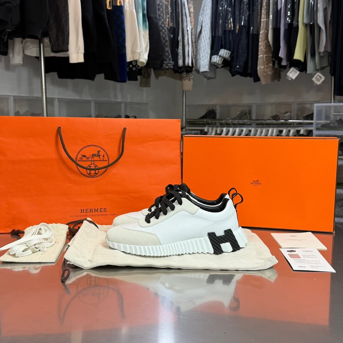 [리오브] 에르메스 바운싱 블랑 스포츠 스웨이드 스니커즈 상품이미지1