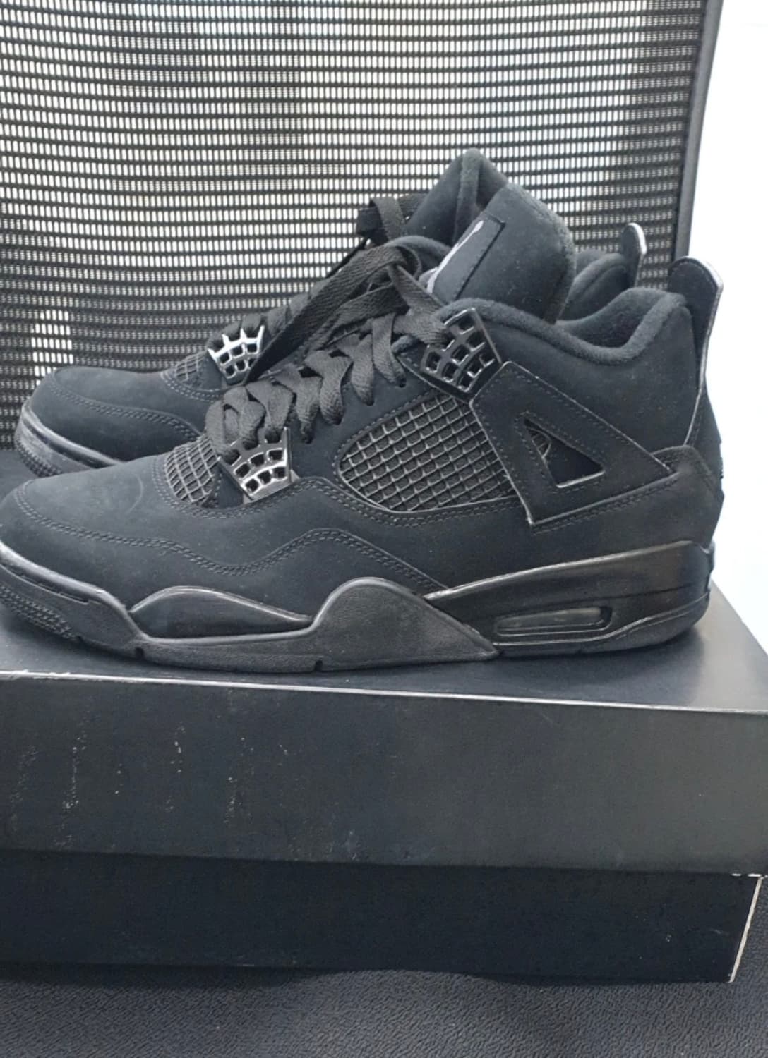 조던 4 블랙캣 2020 275 사이즈 상품이미지3