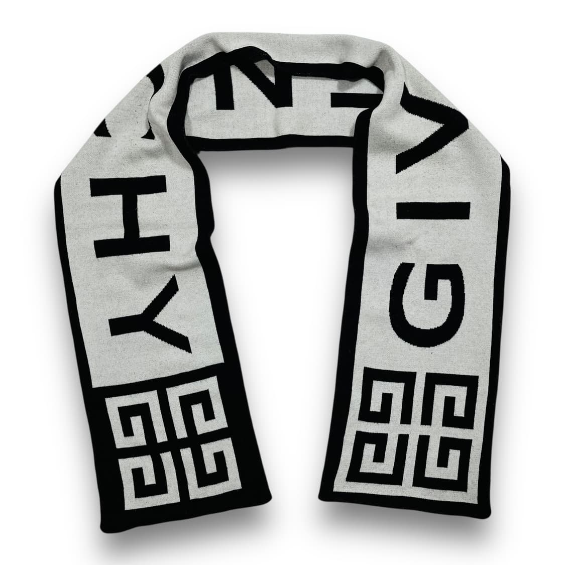 GIVENCHY 4G Geometry Rock Chic muffler 상품이미지3