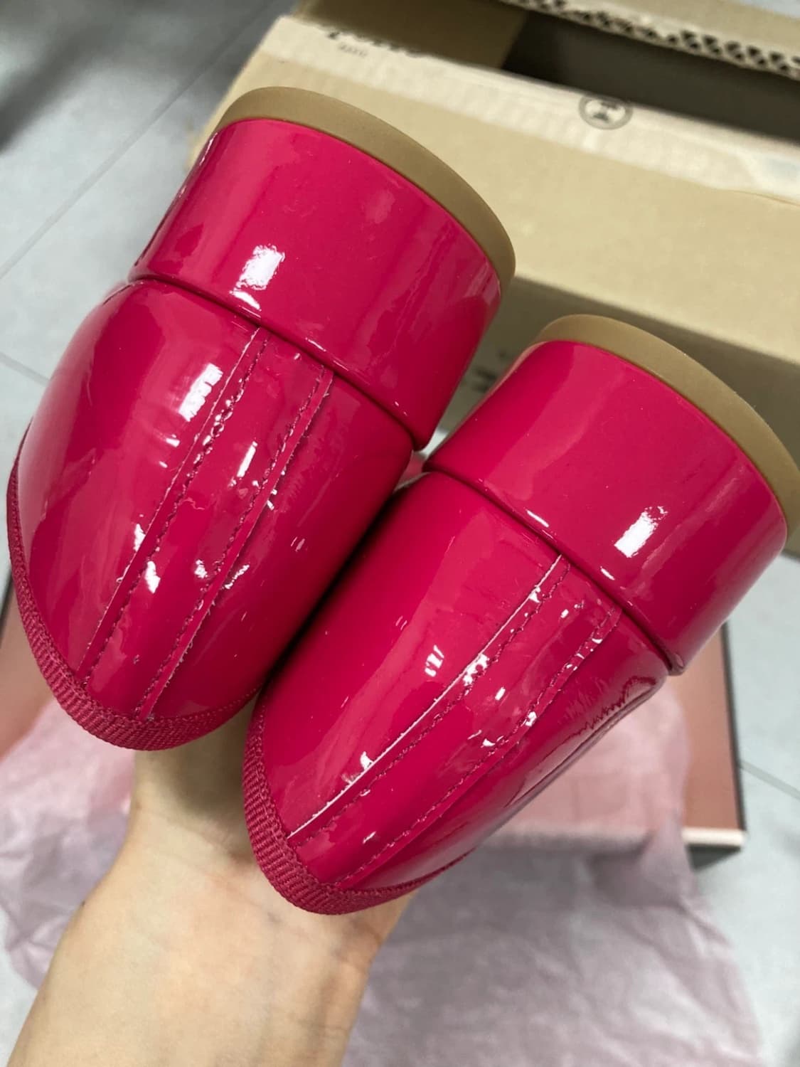 레페토 랩스베리 신상품 36(230) 판매합니다 상품이미지2