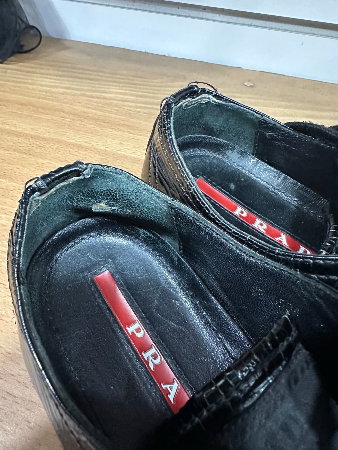 프라다 스니커즈 35 사이즈 (220) 상품이미지7