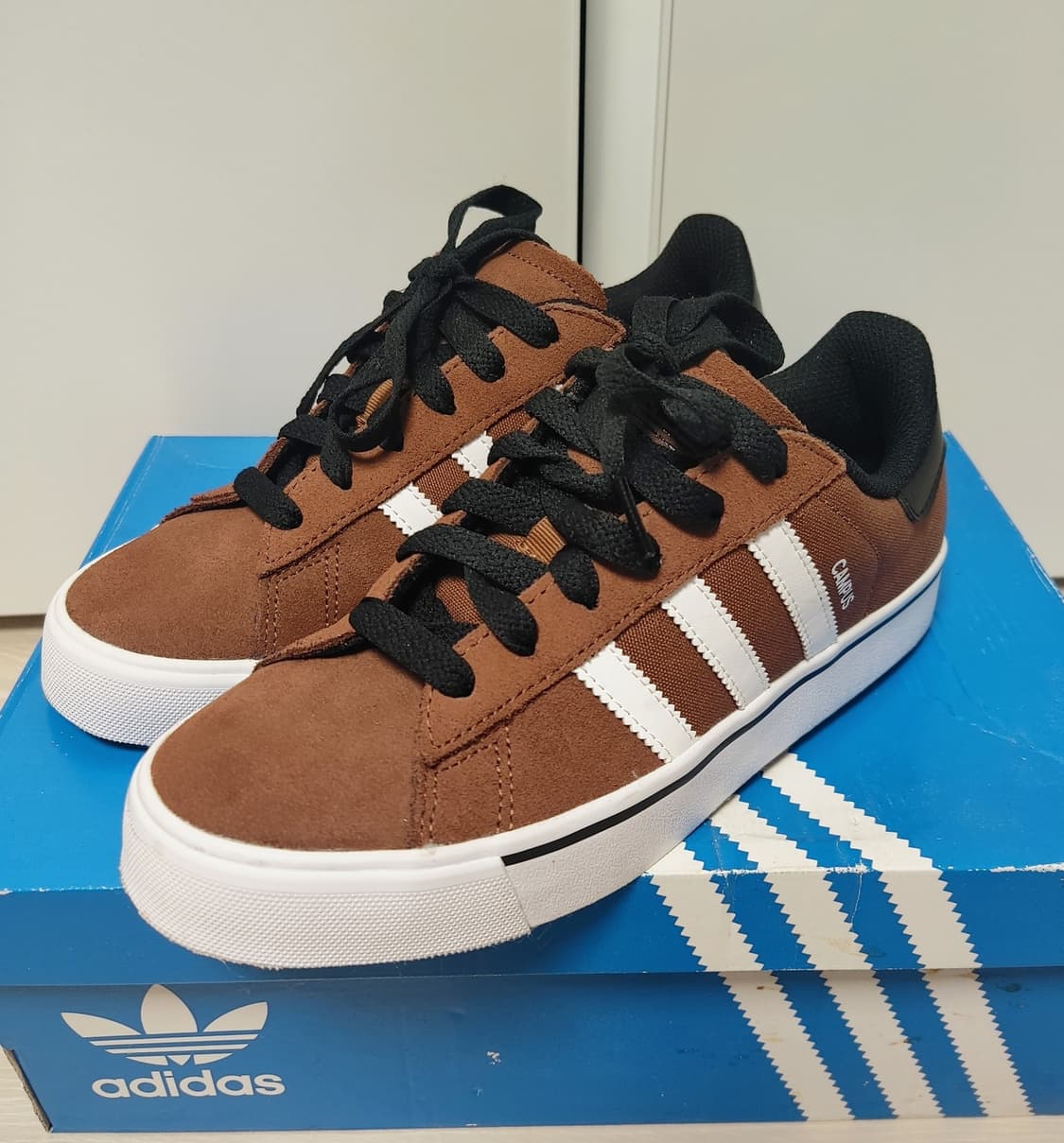 아디다스 캠퍼스 245 무료배송 상품이미지1